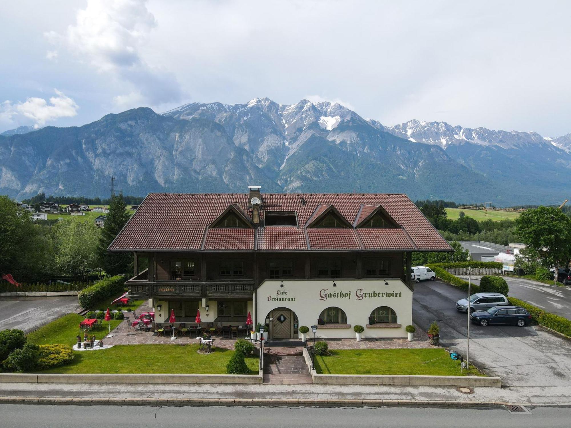 Alpenflair Apartment Mit Balkon - Inkl Parkplatz #1 İnnsbruck Dış mekan fotoğraf